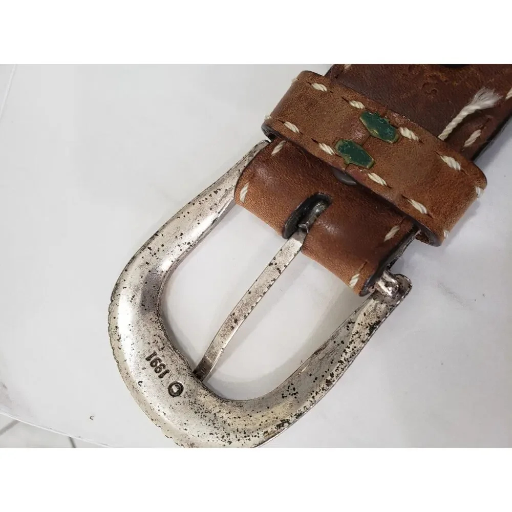 JUSTIN Belt 79207 Cowhide Western Bone‎ Silver Concho 90's Size 26” Vintage Boho